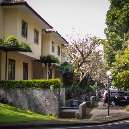 Puri Setiabudhi Bandung Esterno foto